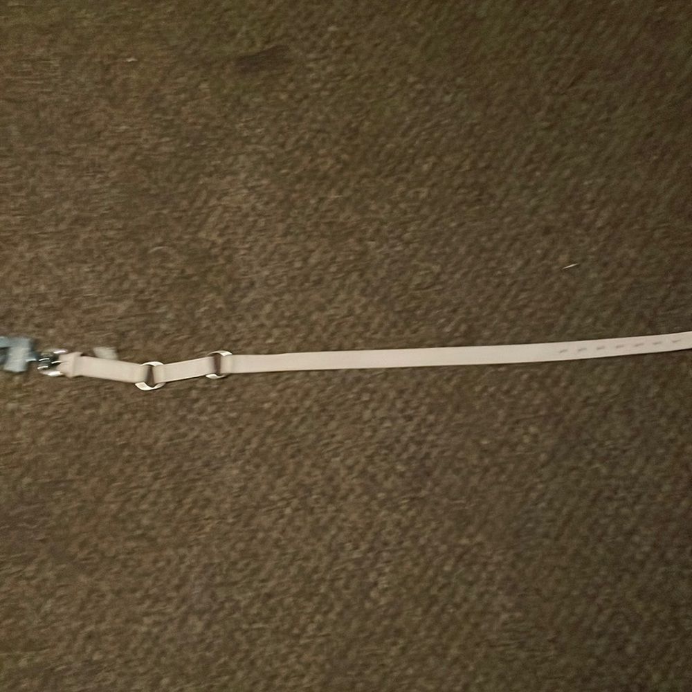 NWT wild fable white and silver belt. Size small - Picture 3 of 4